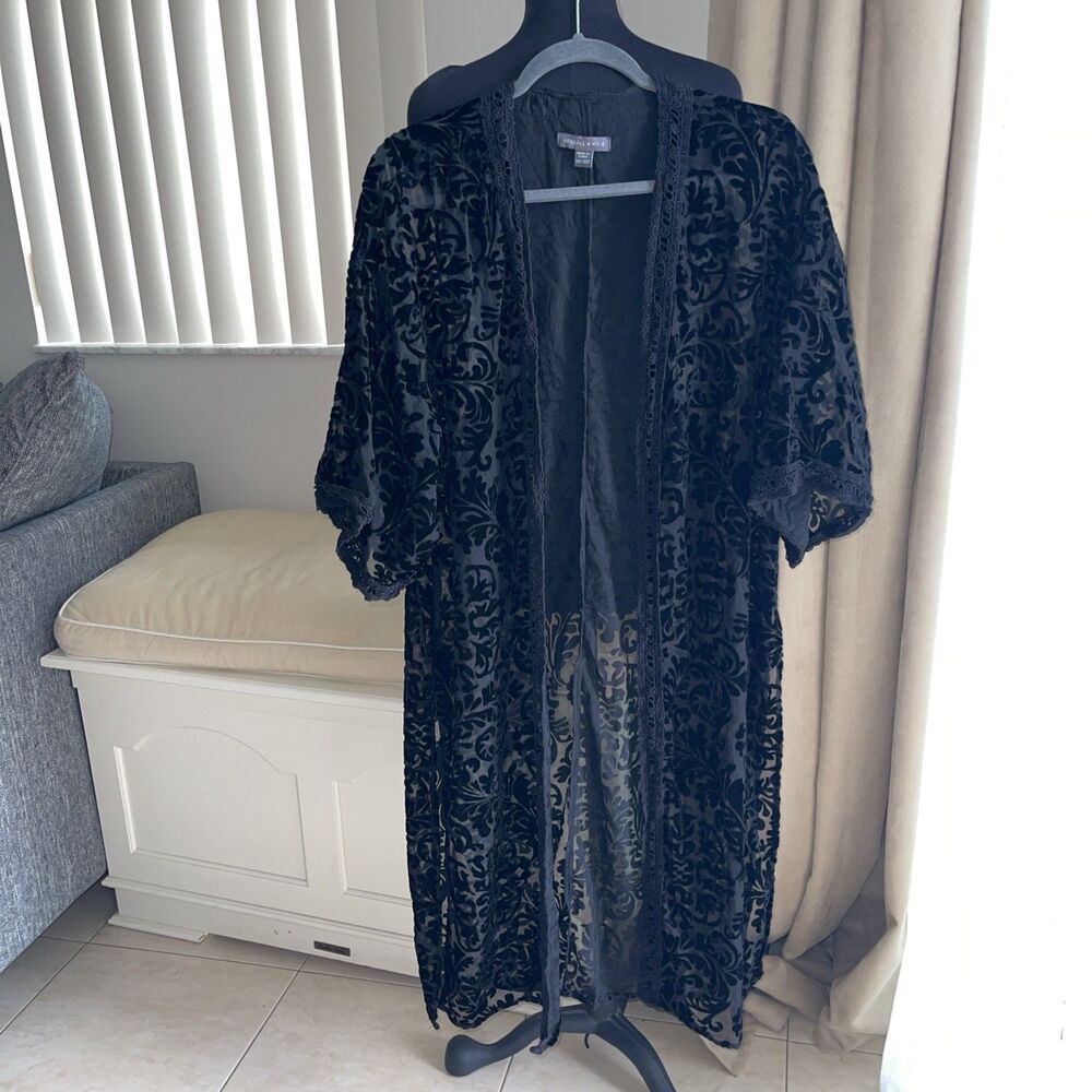 Kendall & Kylie Sheer Velvet Burnout duster Kimono Black One Size